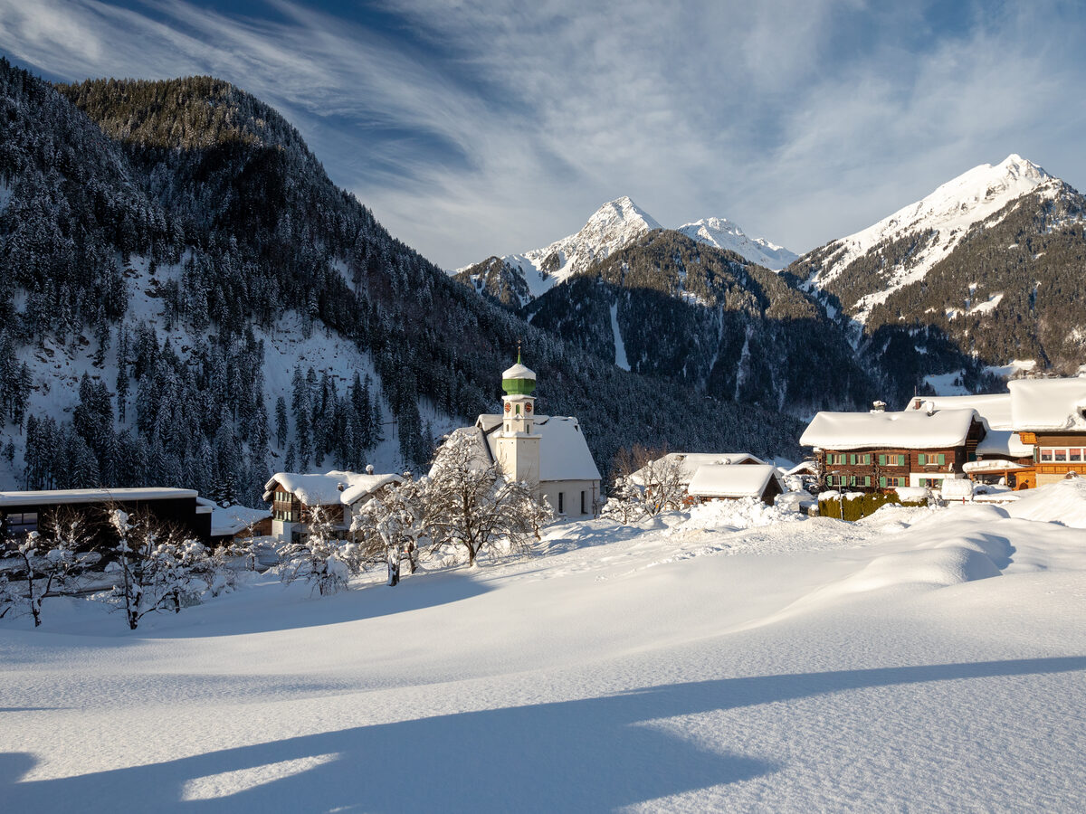 Winterabend in St. Gallenkirch